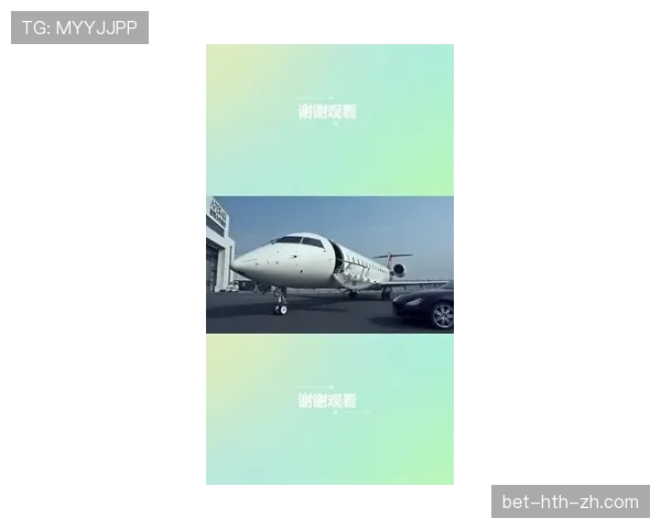 安洗莹下飞机穿得像学生，拉出行李牌那刻贫穷感直接爆表