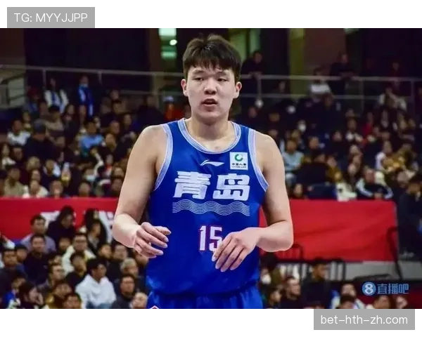 杨瀚森训练场上像疯子，私下连夜买豪车，真不是一般的散漫！