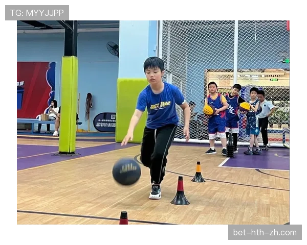 篮球比赛中的持球五秒违例：如何判定及如何避免？
